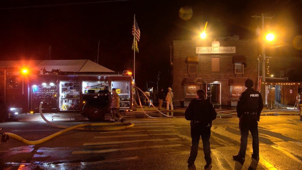 Kitchen grease fire at Finns Harbourside